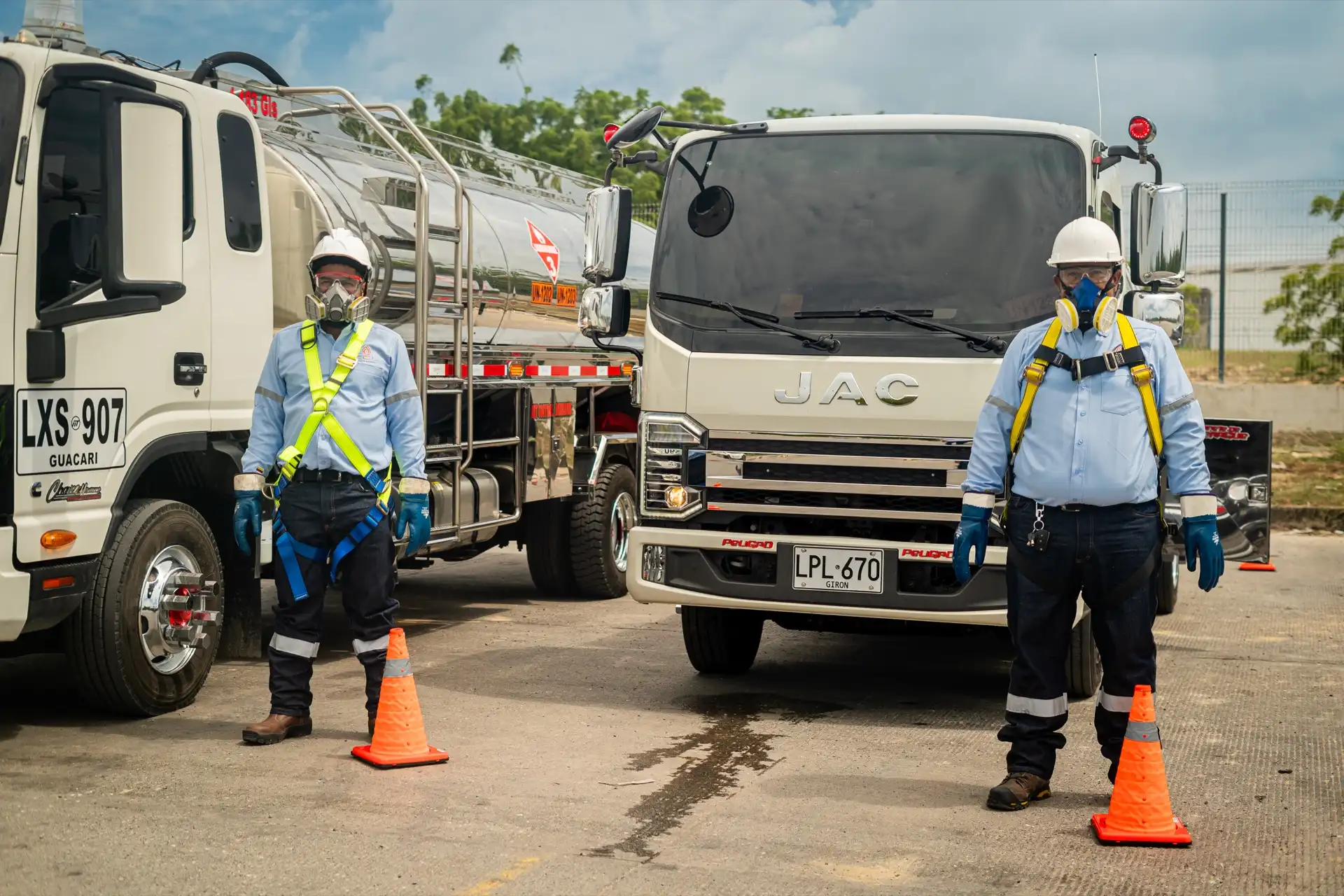 Rastreo y control operativo — Operarios CCL con EPP